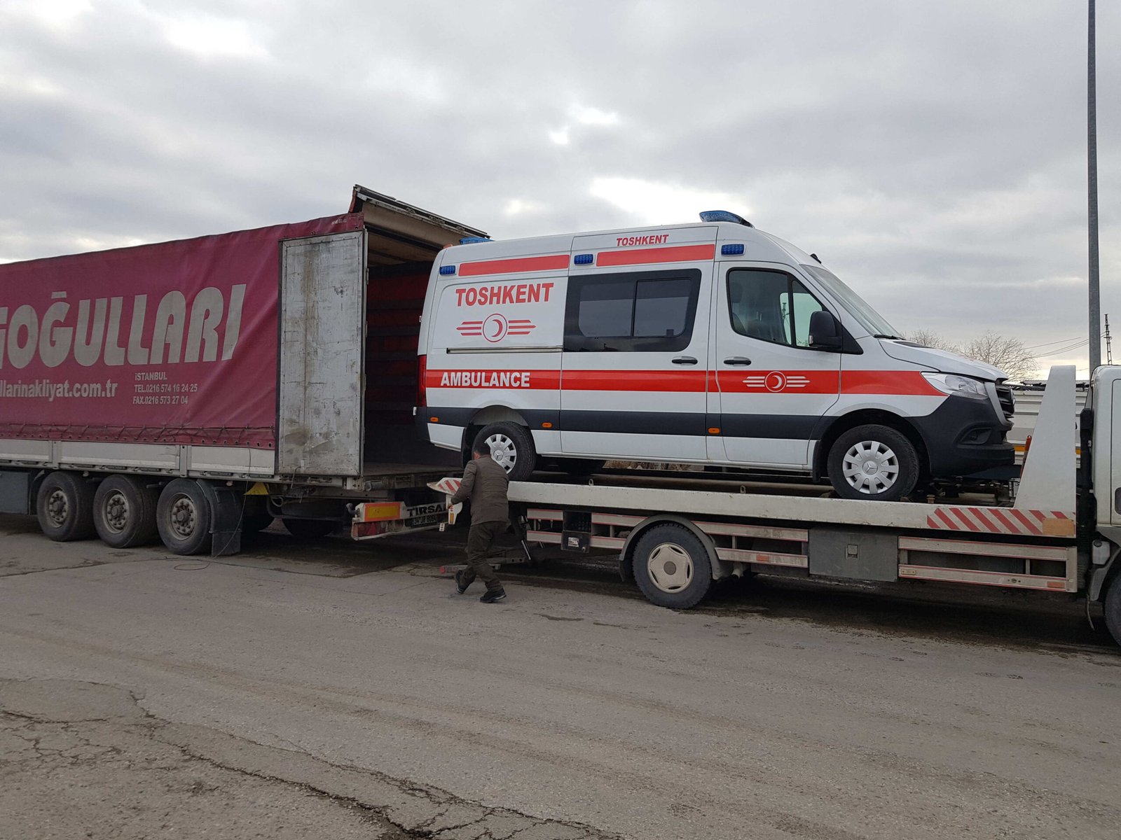 ÖZBEKİSTAN SAVUNMA BAKANLIĞI 1 ADET AMBULANS