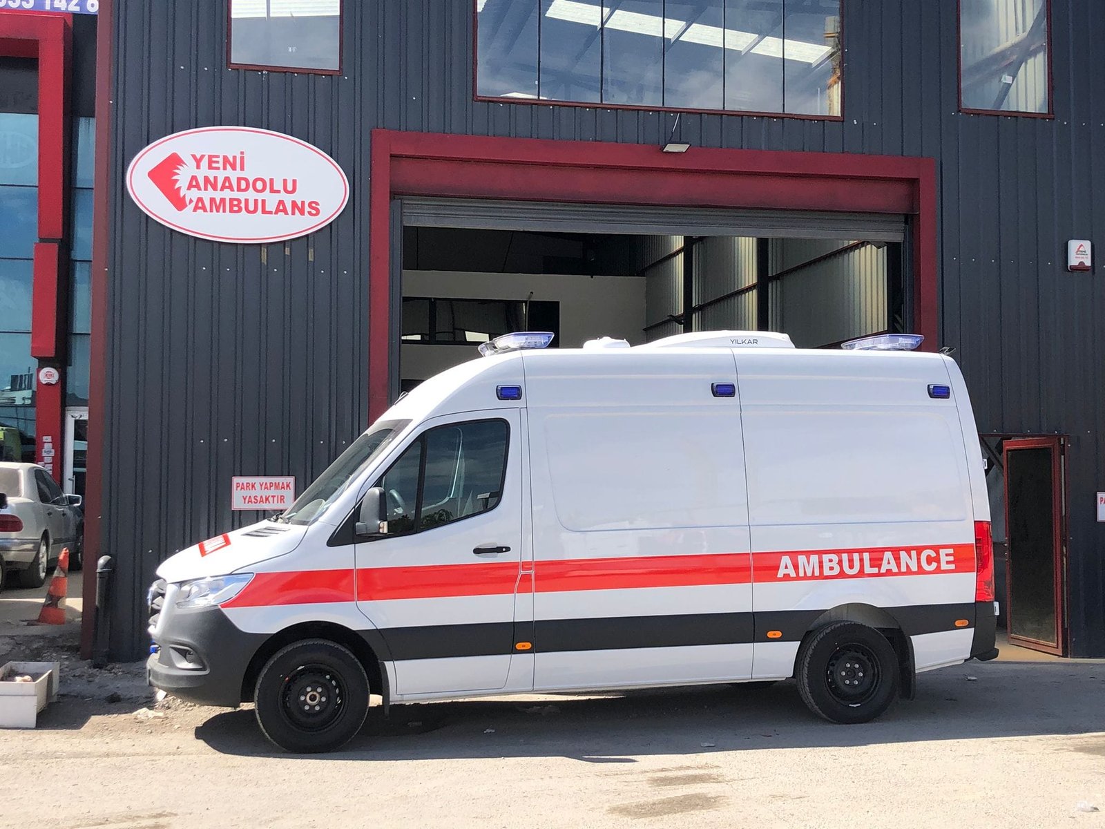 AFRİKA 2 ADET AMBULANS